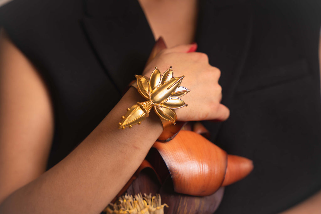 Banana Flower XXL Hand Cuff