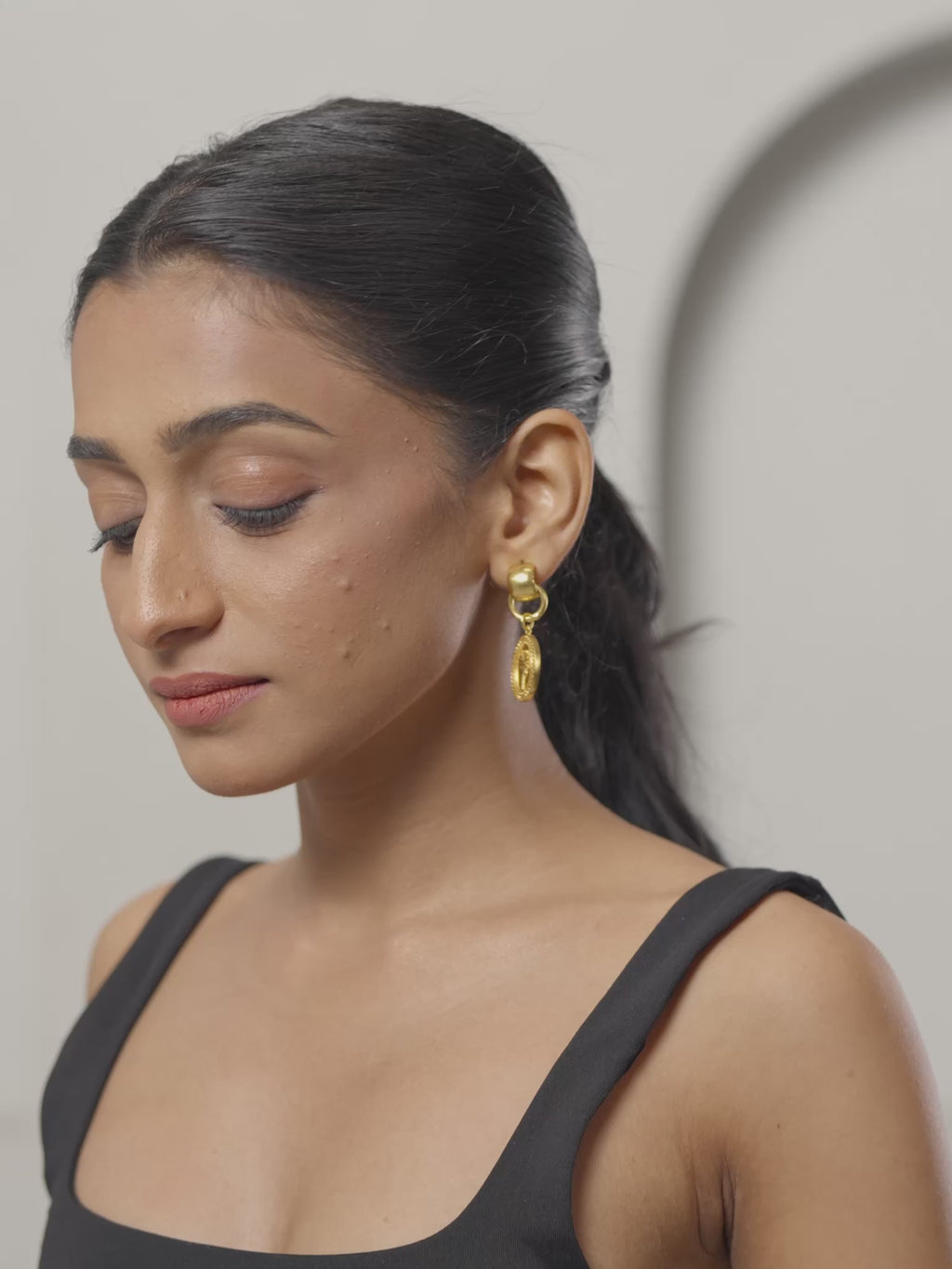 Oval Coin Banana Earrings